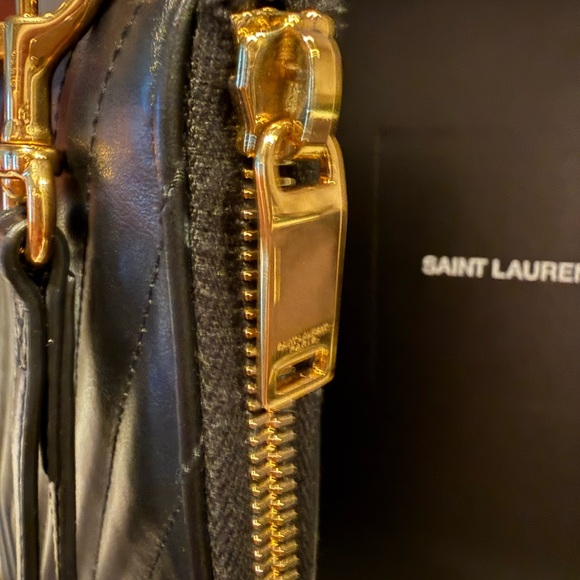 Saint Laurent Monogramme Matelassé tablet pouch - Picture 7 of 17